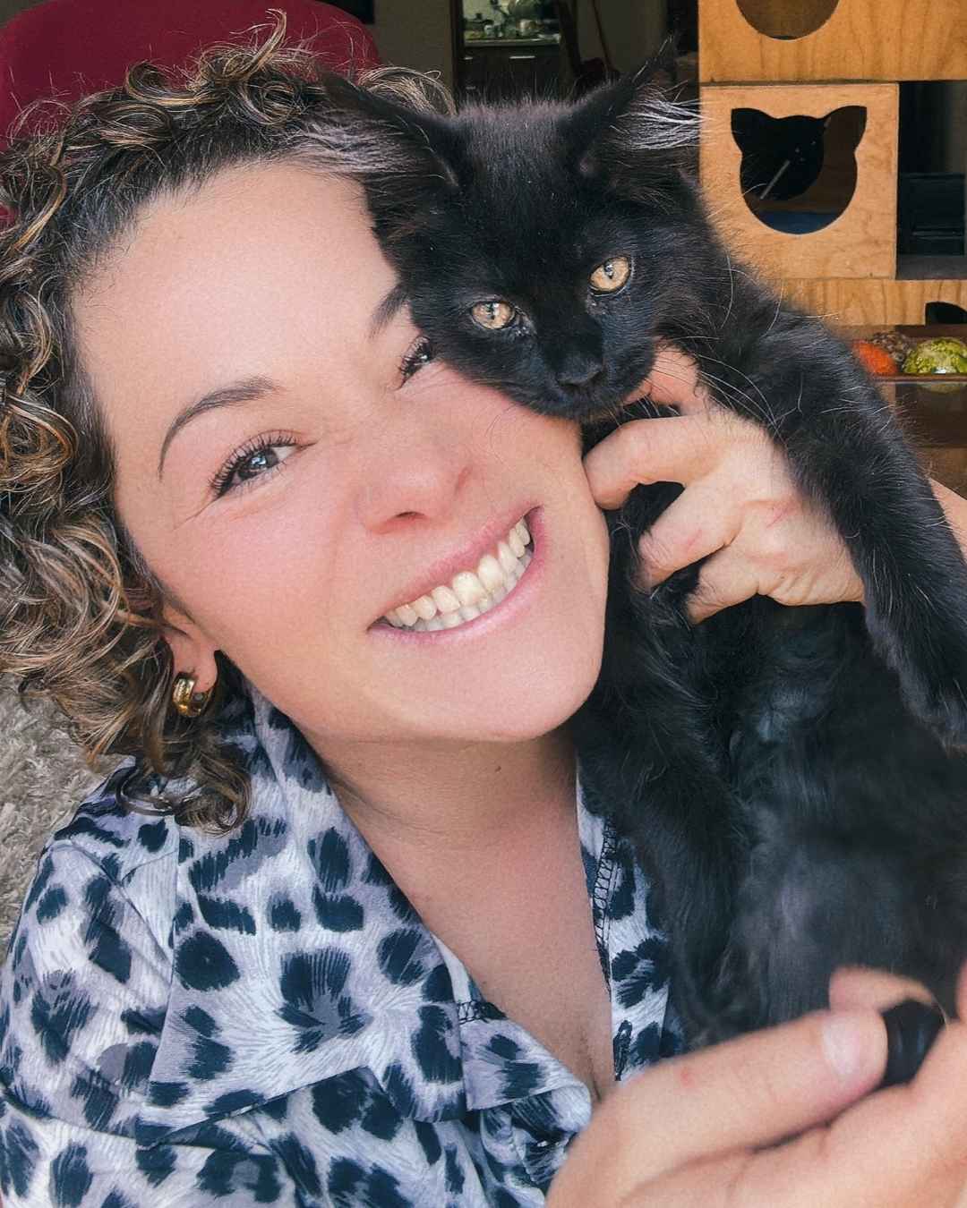 yeny lavizcat experta en gatos